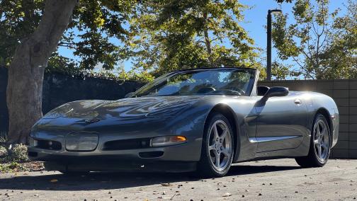 2004 Chevrolet Corvette Base